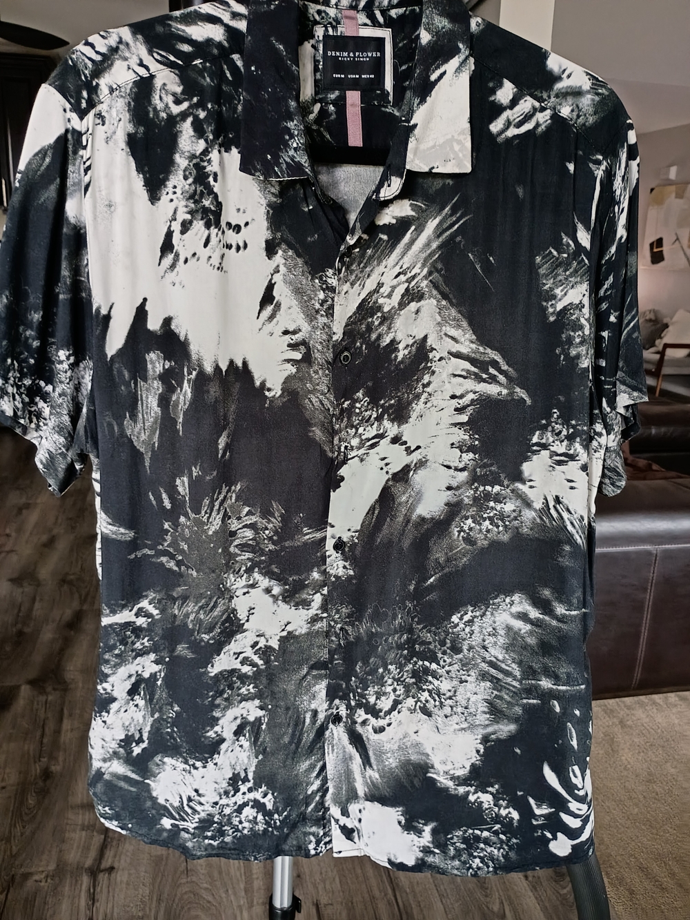 Denim & Flower Black & White Abstract Print Short Sleeve Shirt